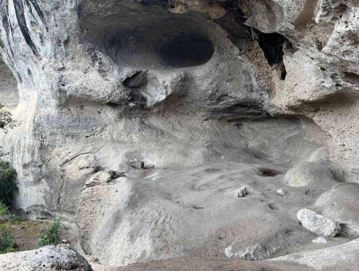 El Gigante Rockshelter