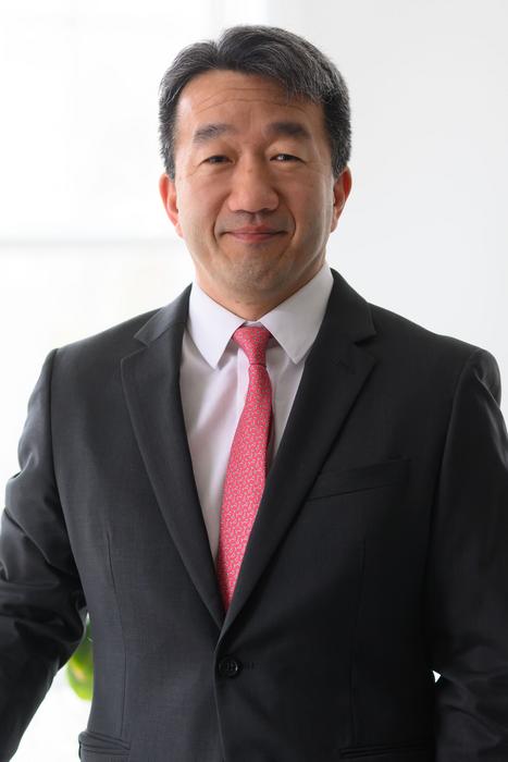 Dr. Y. Michael Shim