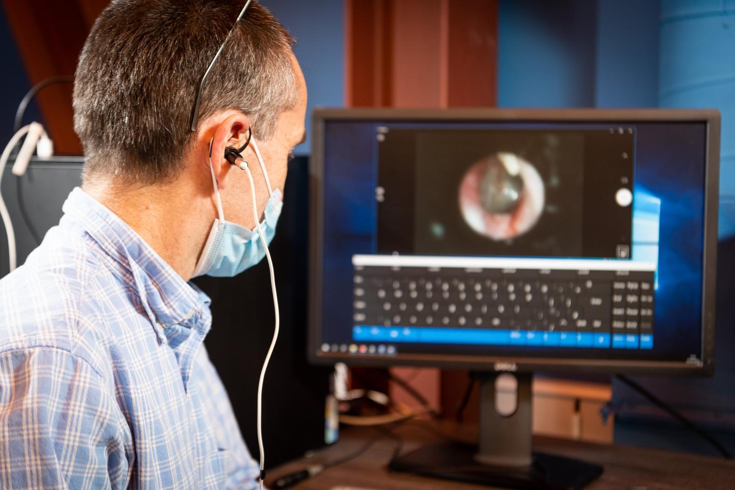 Dr Nick Gompertz on 'Earswitch'