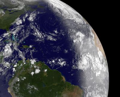 Stunning Image of Daylight Breaking over Katia