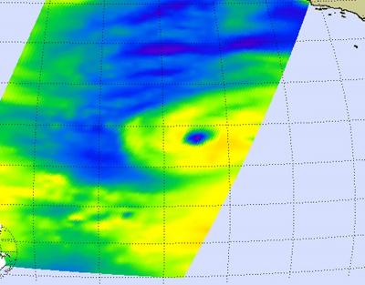 NASA Image Sees Opening In Linda's Eyewall