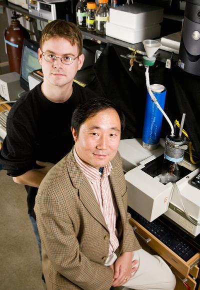 Yi Lu and Nathan Sieracki, University of Illinois at Urbana-Champaign