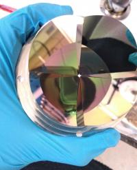 Cold atom source image