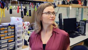 When Less is More: How Inhibition Shapes Learning
