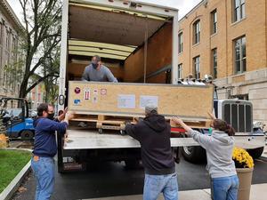 Shipment Loading in Syracuse