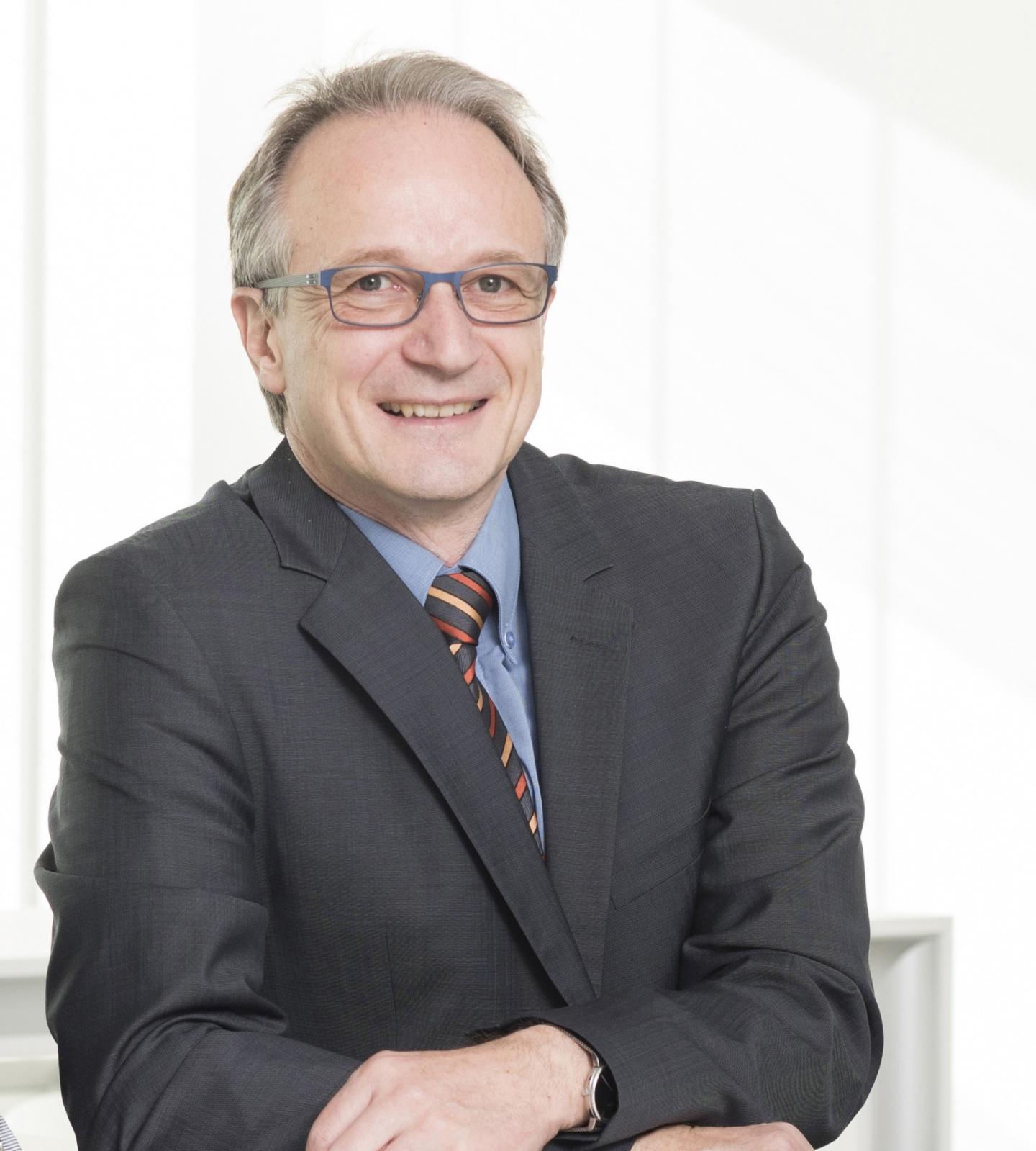 Frank Wuerthner,  	University of Würzburg