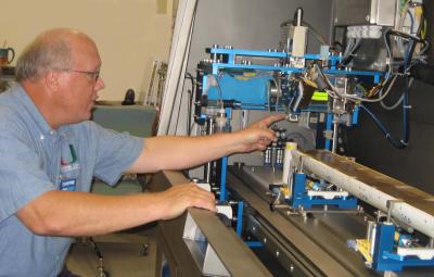 Dr. Larry Peterson and New XRF Core Scanner