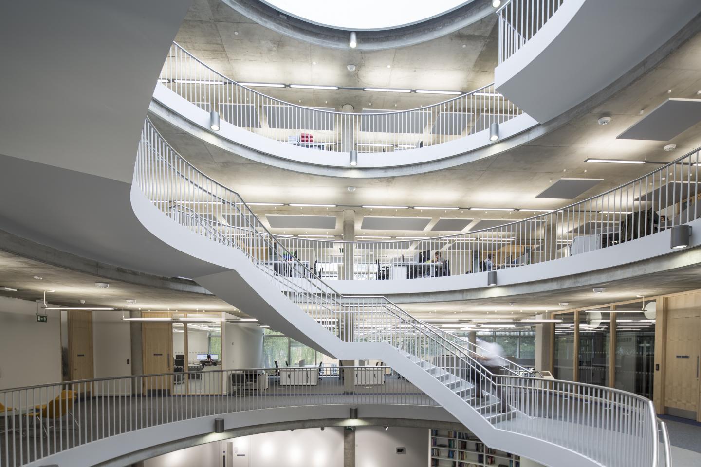 5GIC Interior