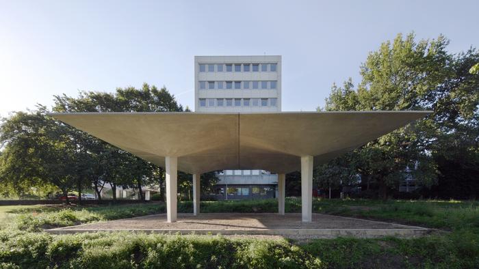 Picture from the construction of a pavilion at the RWTH Aachen University of Technology in Germany.