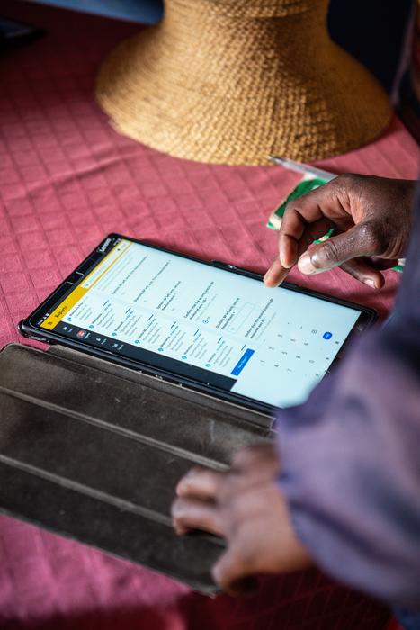 Entering data into the ehealth tablet