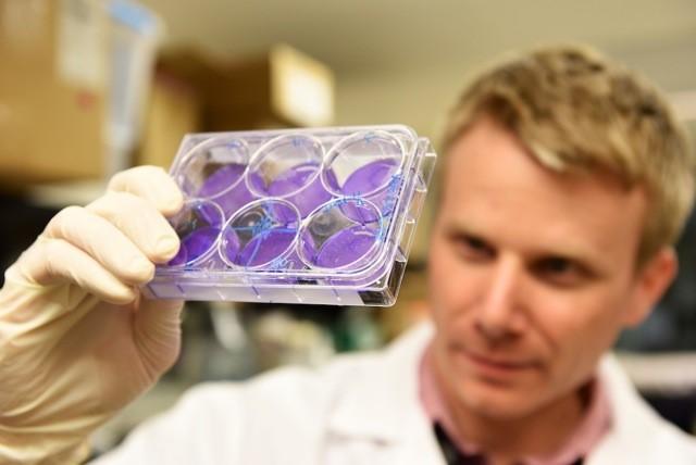 Doug Mahoney, PhD 2,  University of Calgary 