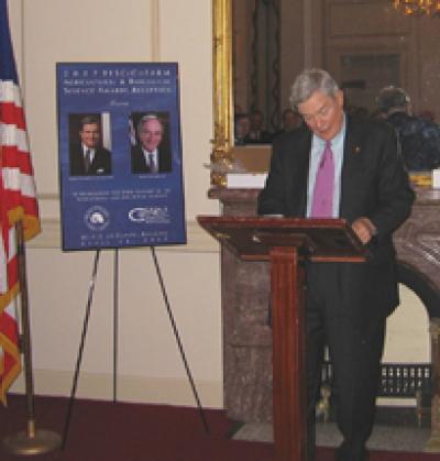 Senator Kit Bond (R-MO)