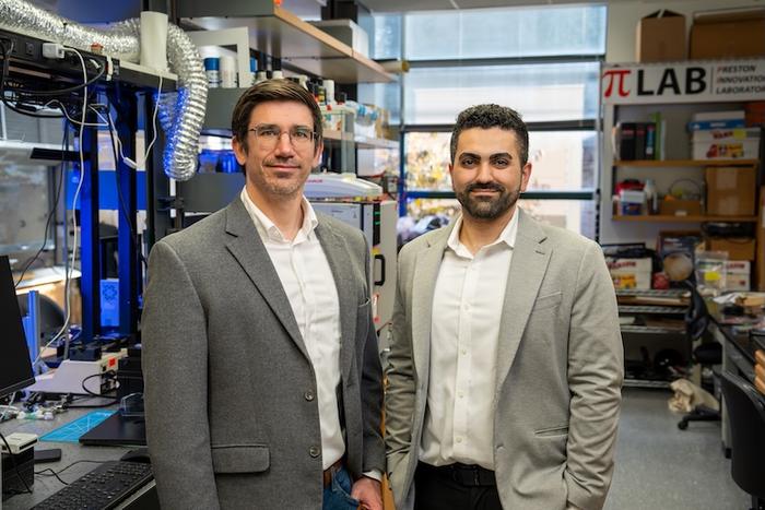 Daniel J. Preston and Rawand Rasheed in Preston’s lab at Rice