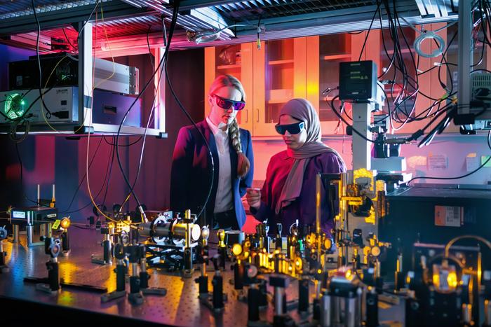 Understanding how bacteria use “sunscreen” to adapt to climate