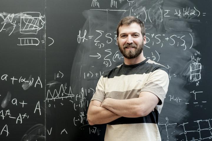 Roger Melko, Perimeter Institute for Theoretical Physics