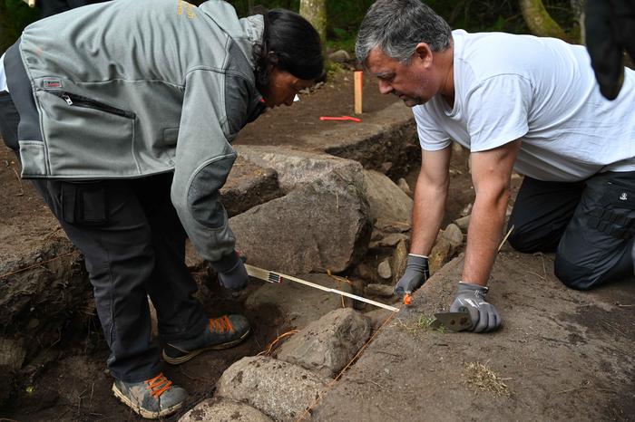 Audrey Blanchard and Jean Noel Guyodo, University of Nantes, during the excavation of Le Plasker