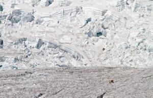 Field work to measure the mass balance on the Shallap glacier in Peru.