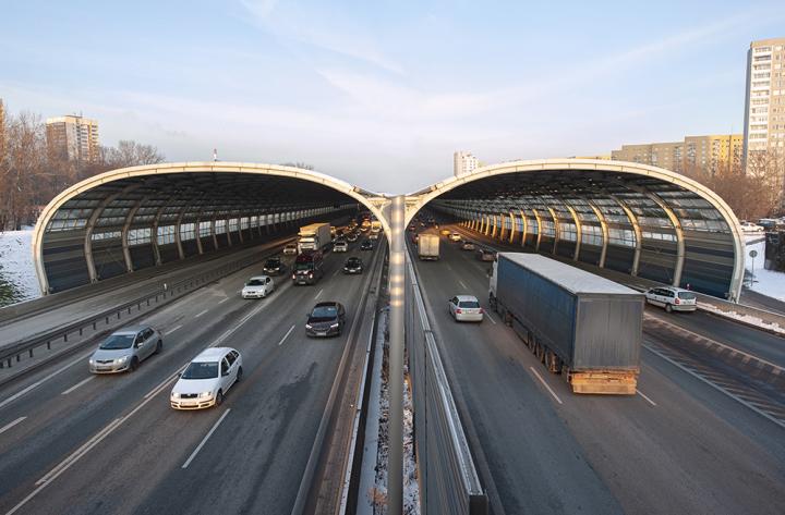 Highway tunnel for ions