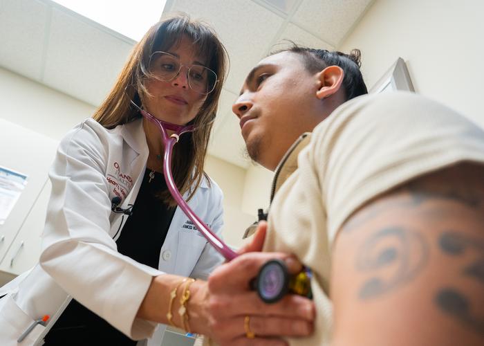 Dr. Ortiz examines her heart failure patient