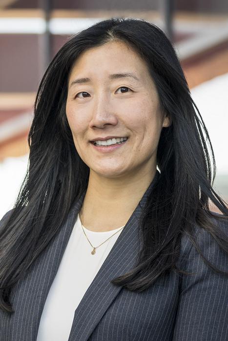 Dr. Natalie Lui Headshot