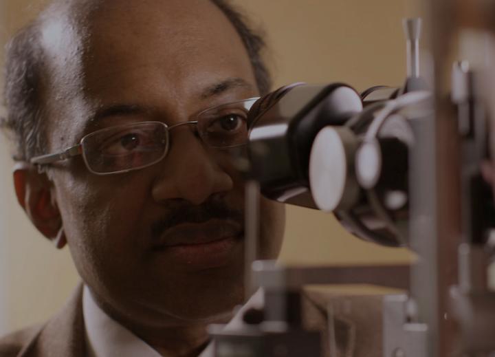 Common HIV drugs may help prevent leading cause of vision loss