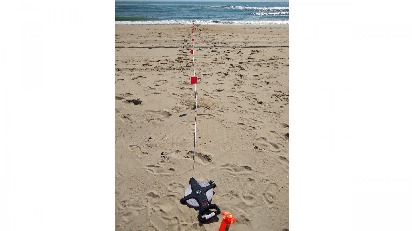 Wet sand reflecting sounds