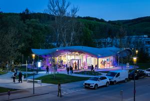 The VISTA Science Experience Center