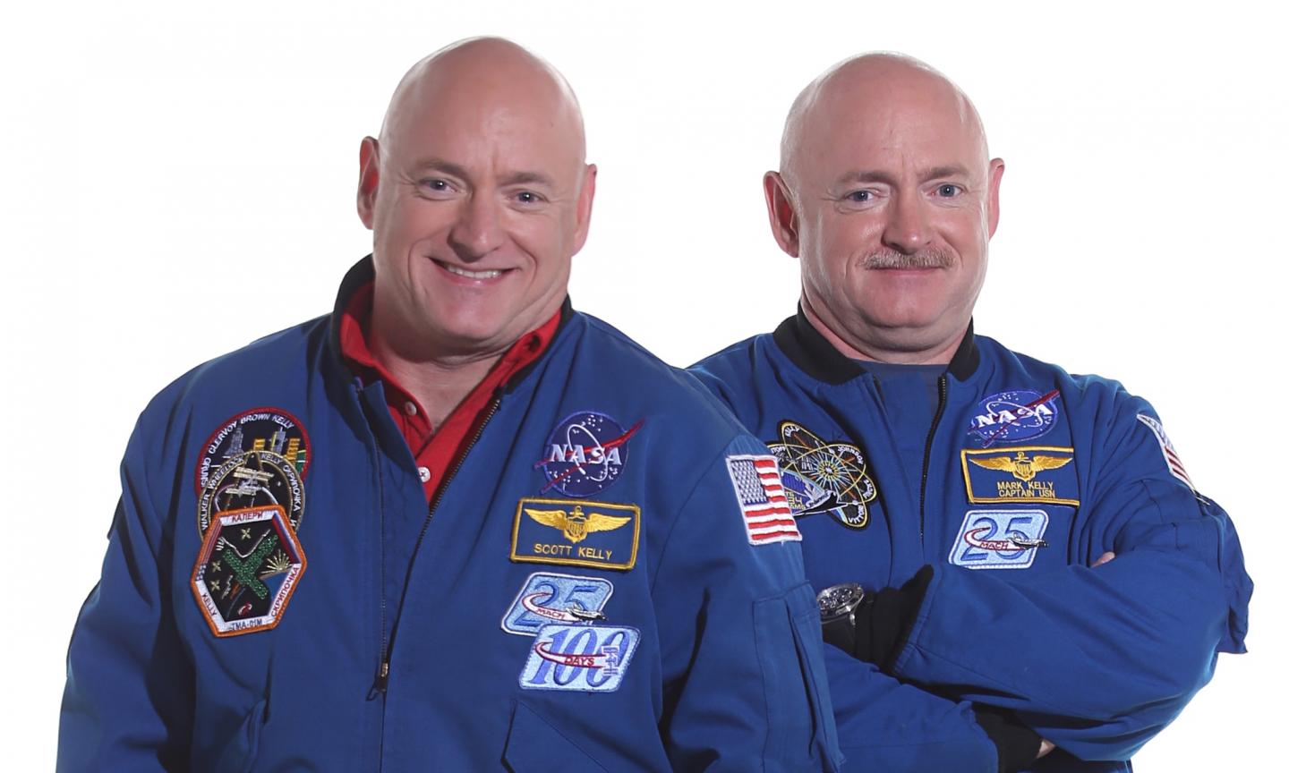 Kelly Twins