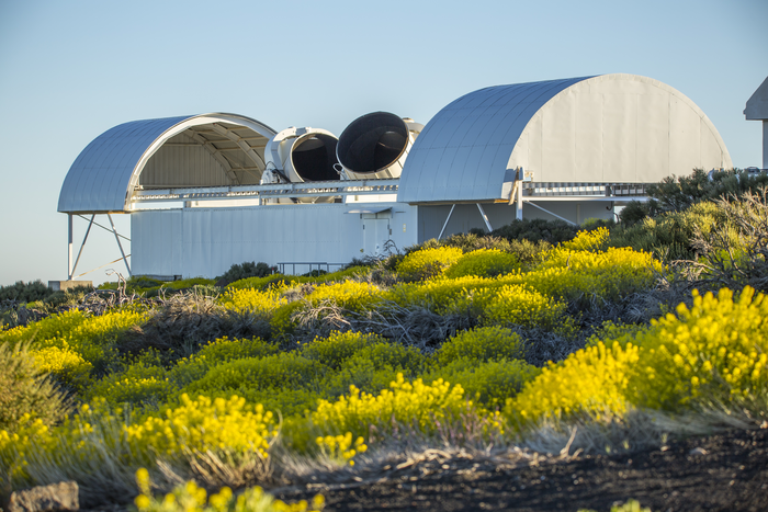 QUIJOTE experiment at the Teide Observatory