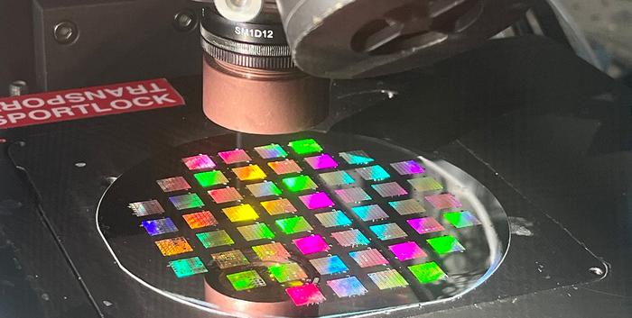 Wafer-scale membranes