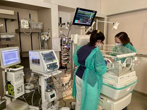 Pre-term infants' ward