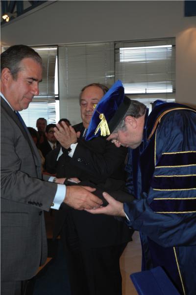 Dr. George Perry, University of Texas at San Antonio