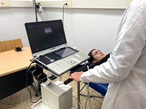 Ultrasound used to detect abdominal fat associated with metabolic diseases