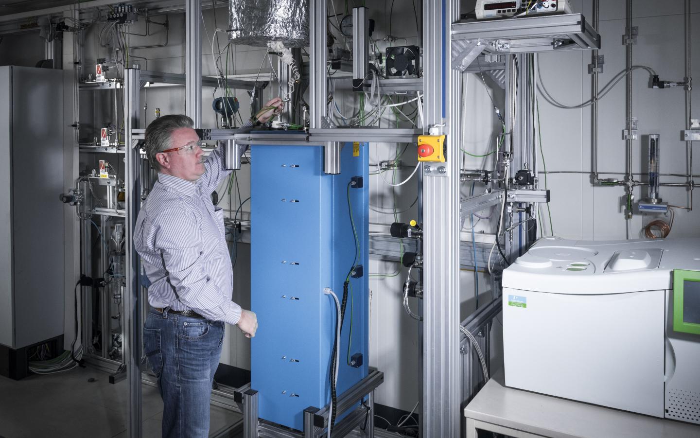 The Experimental Reactor for Methane Cracking is Part of the Liquid Metal Laboratory at KIT