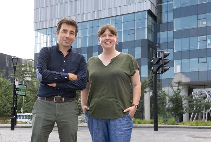 Nicolas Chomont, chercheur au CRCHUM et professeur à l'Université de Montréal, en compagnie de Caroline Dufour, doctorant de son laboratoire et première auteure de l’étude