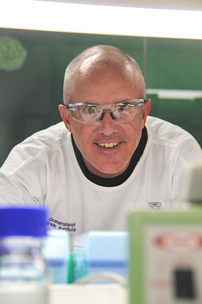 Dr Tristan Wallis