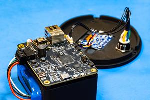 ORNL duct radiation detector