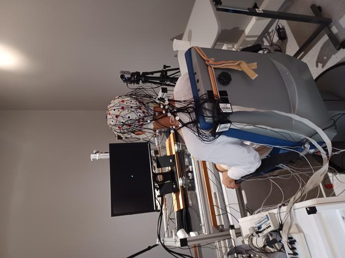 Volunteer in the measurement chamber