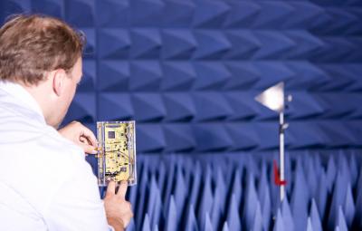 KIT and RUB Researchers Reach Record Precision