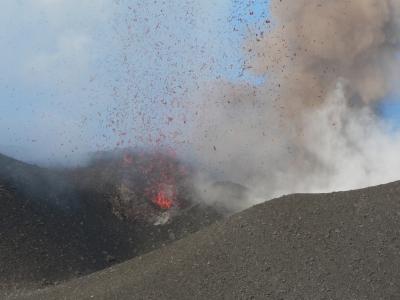 Deep Volcanic 'Fizz'