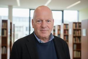 Professor Dr. Joachim Burger