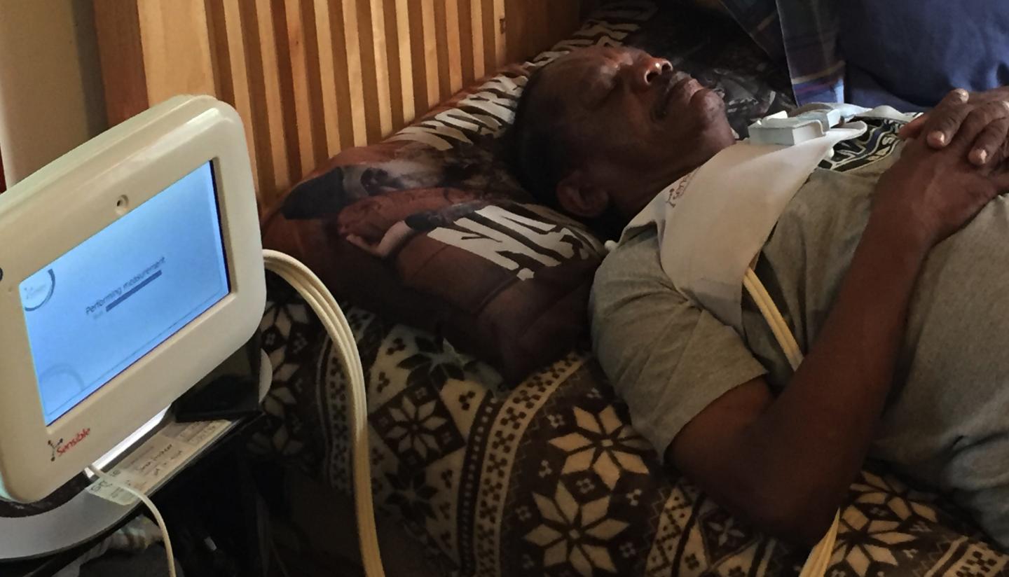 Hi-Tech Vest May Help Keep Heart Failure Patients Out of Hospital (2 of 3)