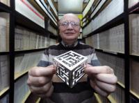 A Macroscopic Example of 3-D Turing Patterns