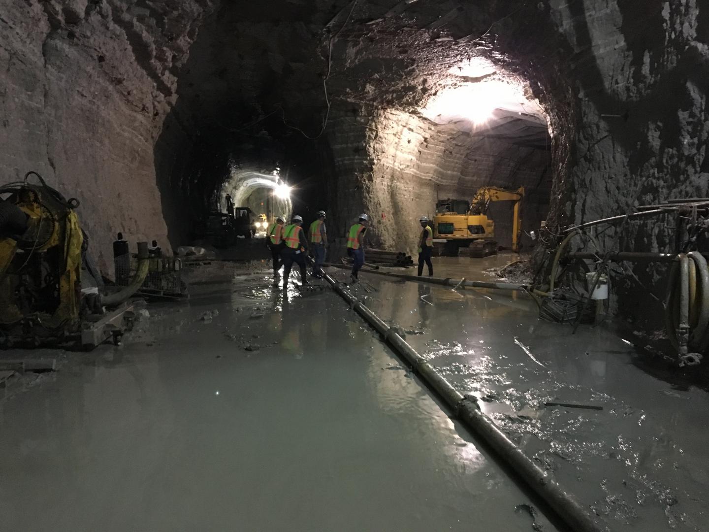 Des Plaines tunnel system