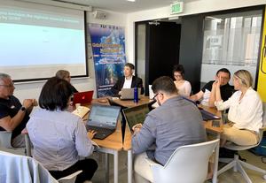 A breakout group discussion with the attendees of the CliMetS-Central and South America Workshop.