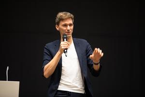 Professor Dr Sören Schlichting