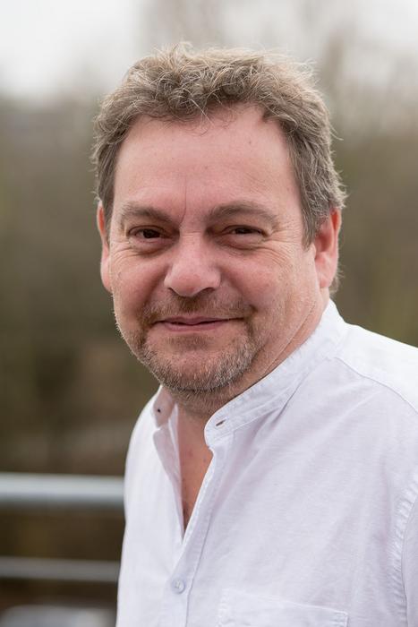 Prof. Dr. Christian Roos