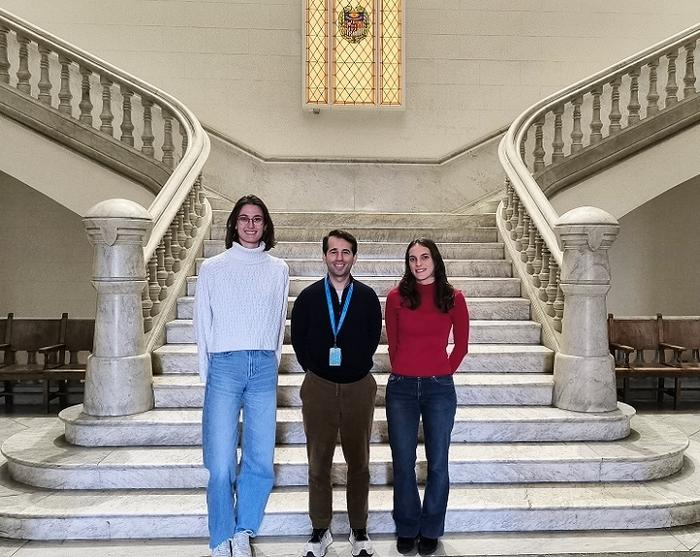 Machine learning to identify the factors that may determine the age of onset of Huntington’s disease