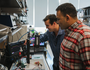 Davalos conducts research