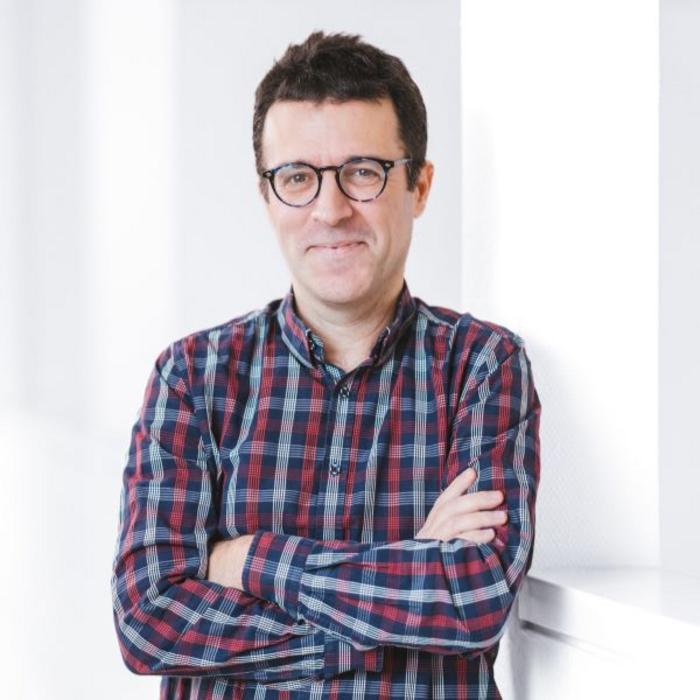DR Jorge Íñiguez-González